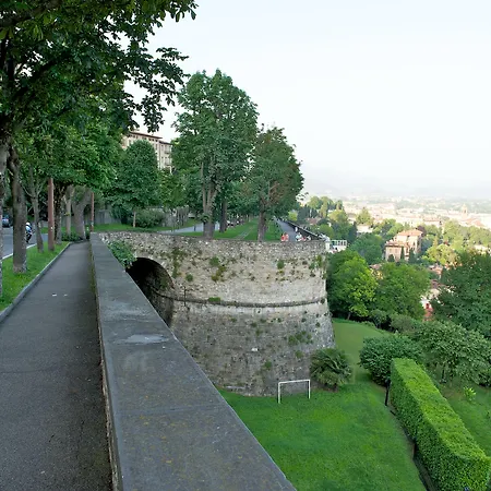 머큐어 센트로 팔라초 돌치 호텔 4*